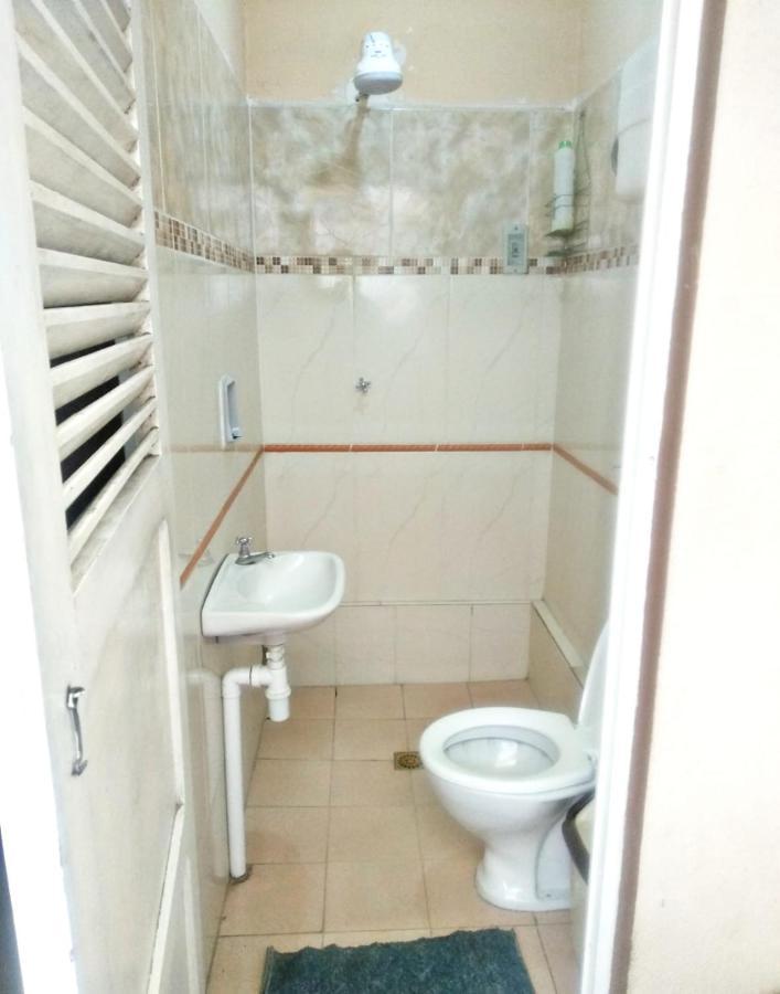 Residencial Moroni - Alojamiento En Cochabamba B&B 외부 사진