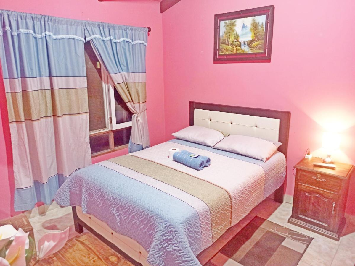 Residencial Moroni - Alojamiento En Cochabamba B&B 외부 사진