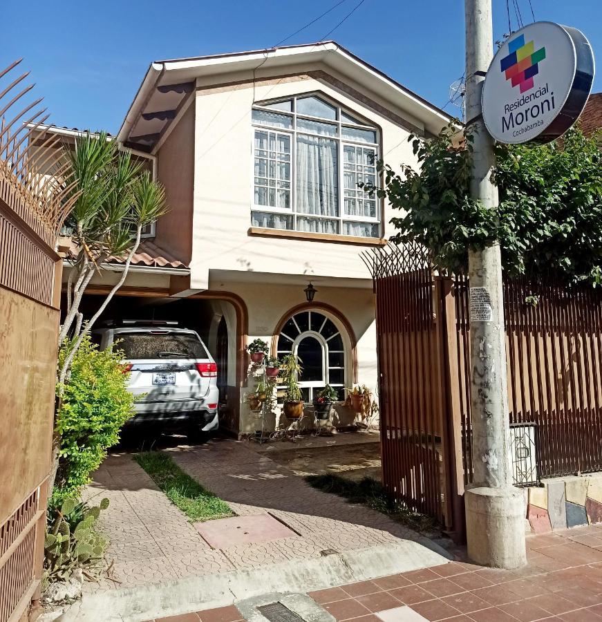 Residencial Moroni - Alojamiento En Cochabamba B&B 외부 사진