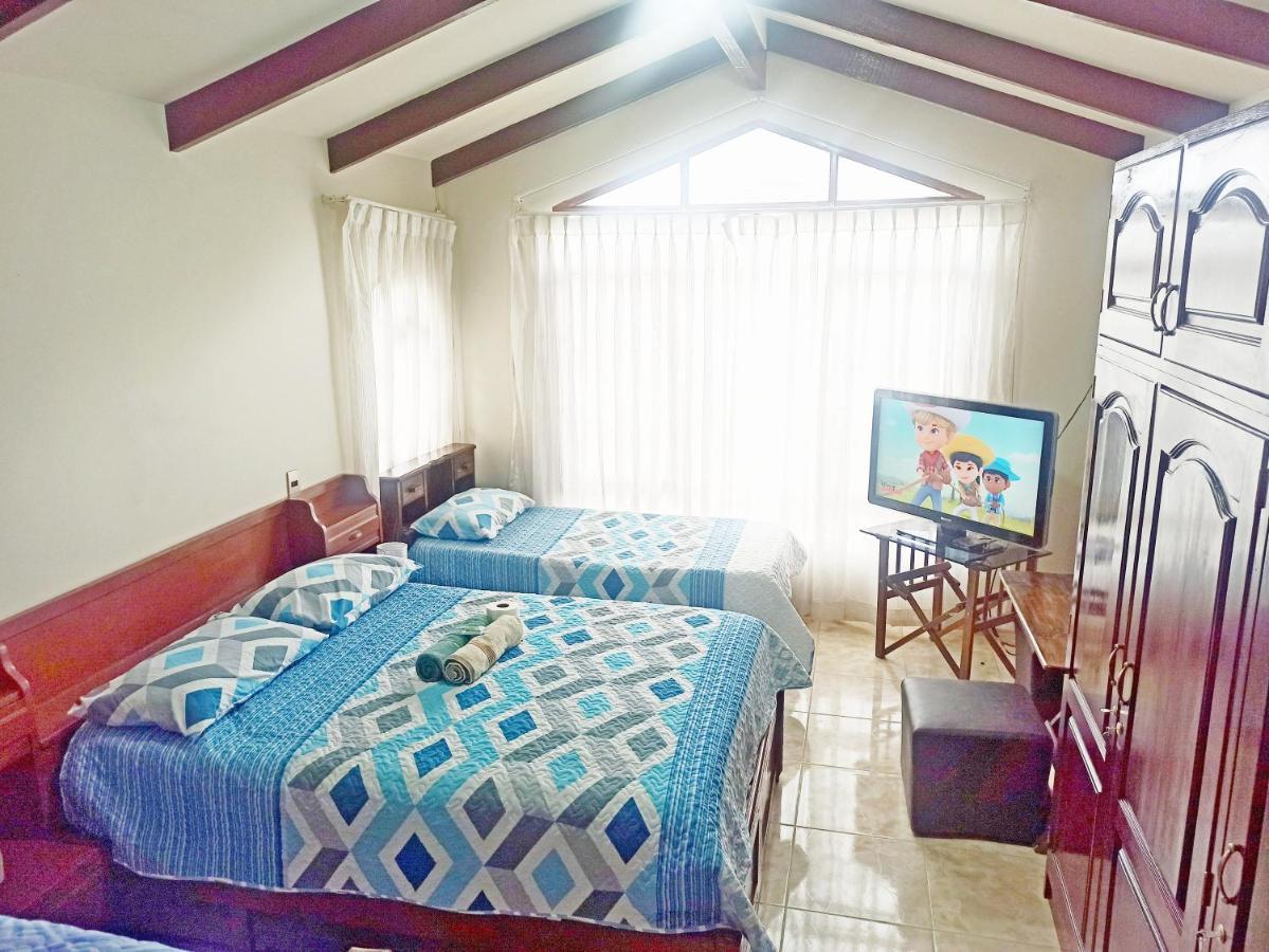 Residencial Moroni - Alojamiento En Cochabamba B&B 외부 사진