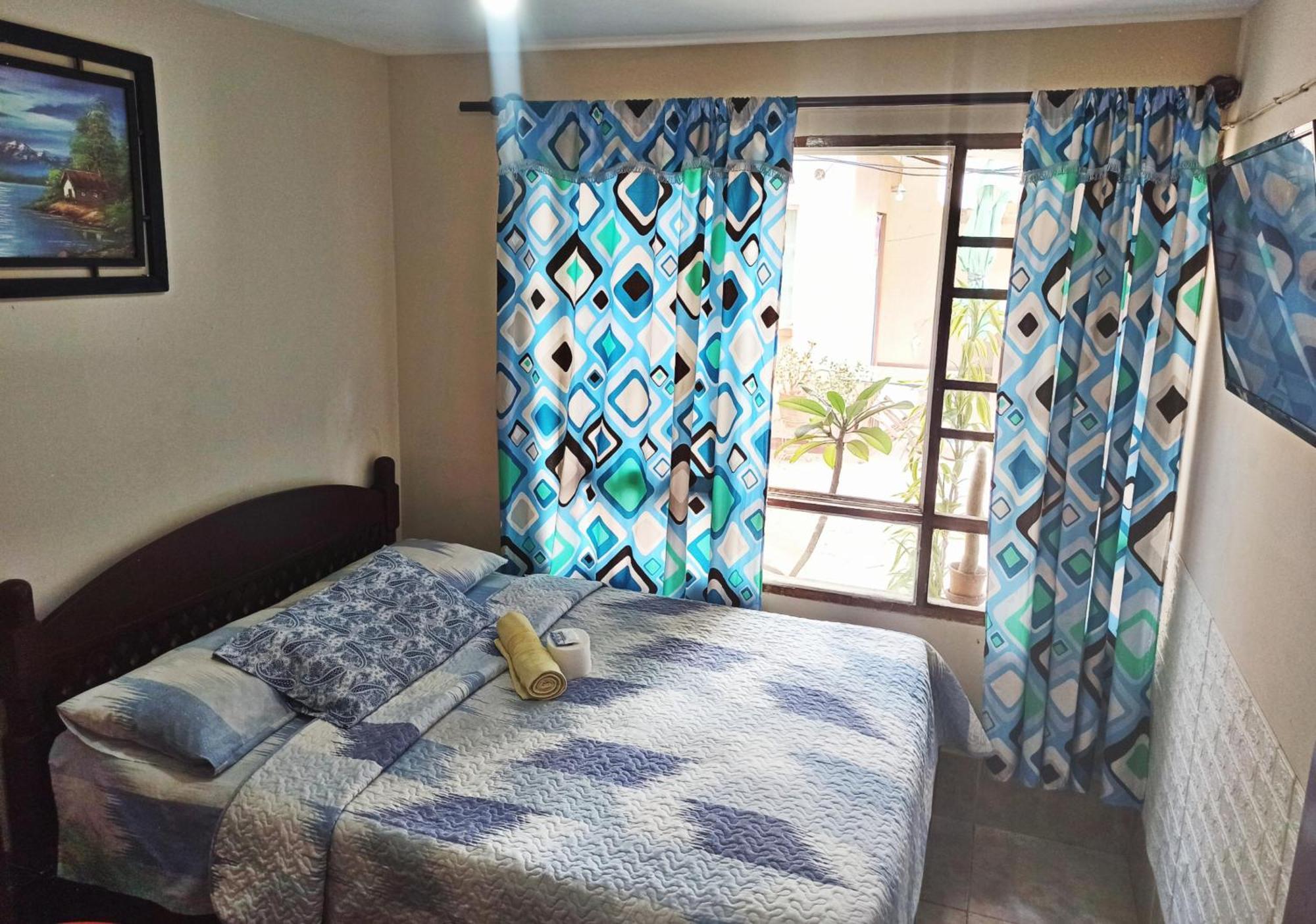 Residencial Moroni - Alojamiento En Cochabamba B&B 외부 사진